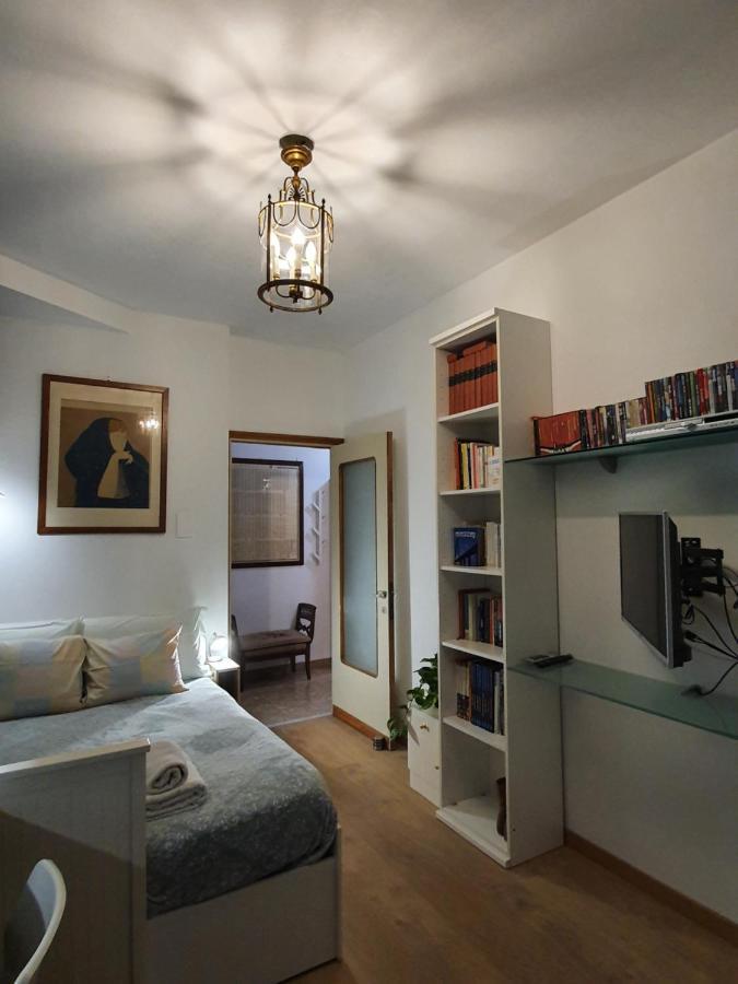 Alma Vacation Apartment In The Centre, Big Terrace Milan Exterior photo