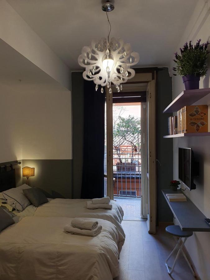 Alma Vacation Apartment In The Centre, Big Terrace Milan Exterior photo