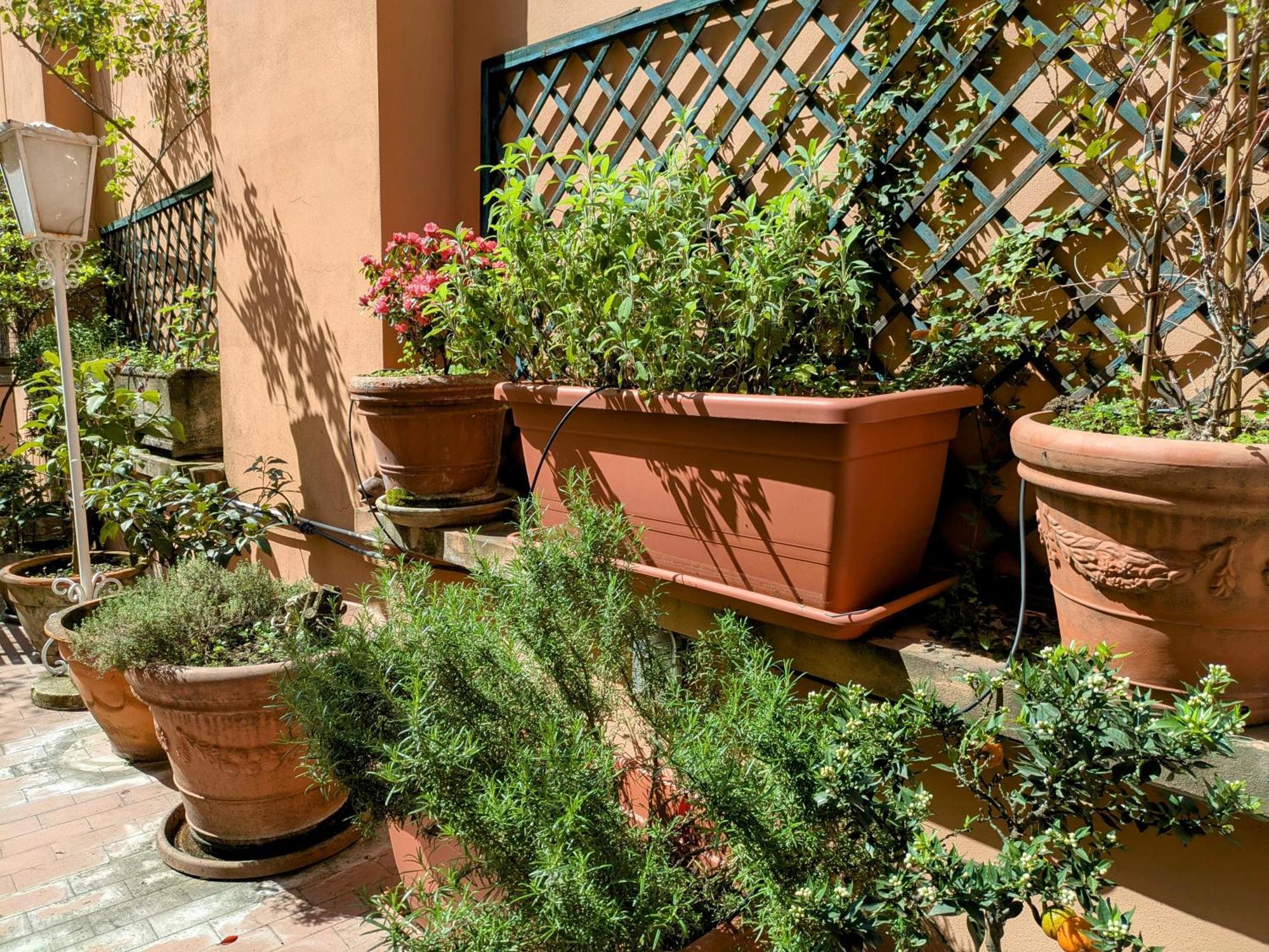 Alma Vacation Apartment In The Centre, Big Terrace Milan Exterior photo